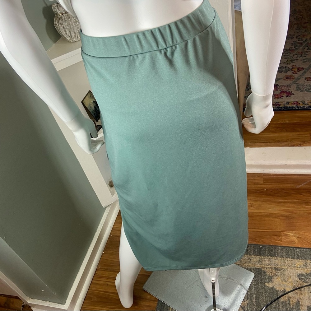 3/$12 Shein Curve Bundle White Asymmetrical Tube Top & Sage Green Pencil Skirt - Picture 5 of 14